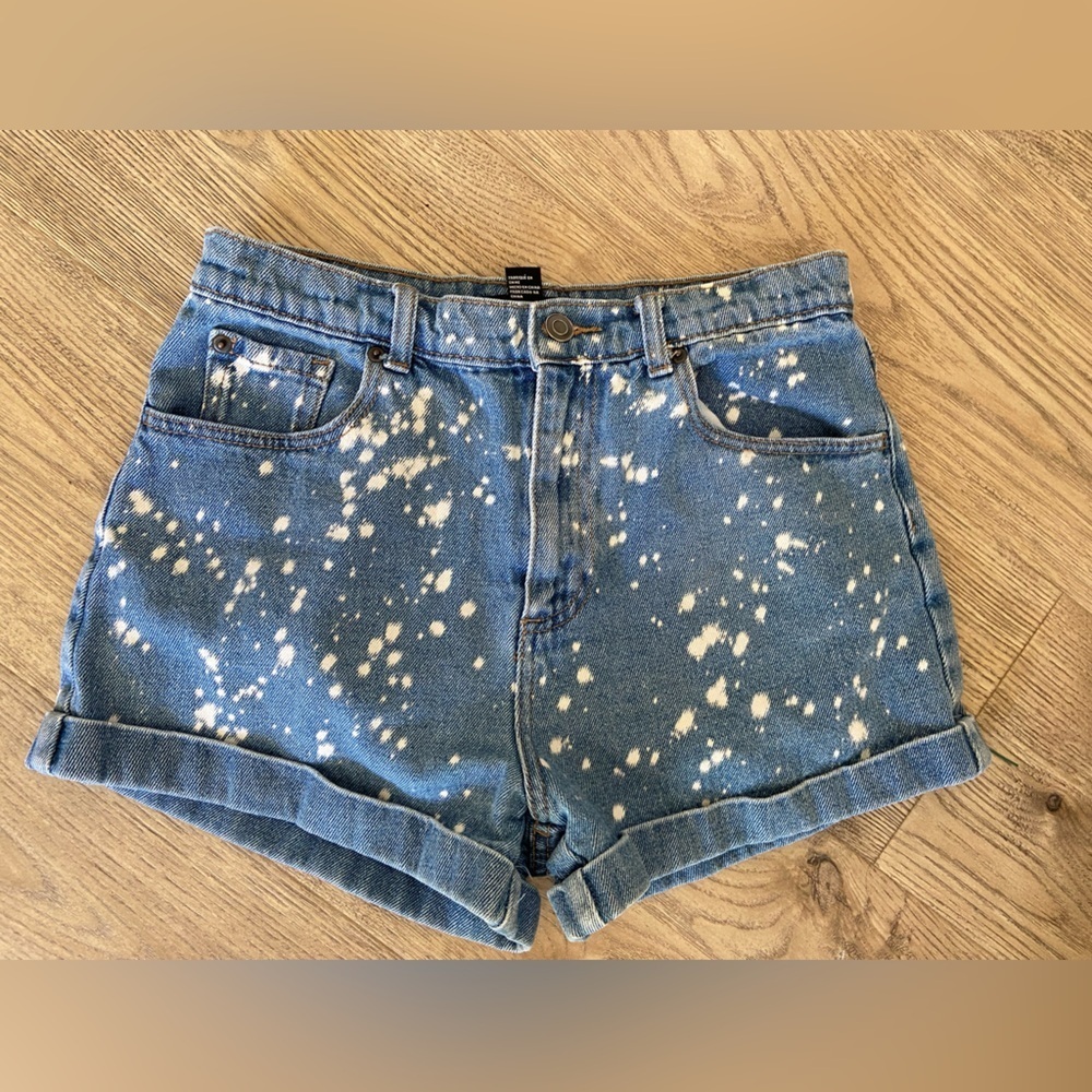 Forever 21 Bleach Splatter High Rise Zipper Fly Jean Shorts Women Size 27